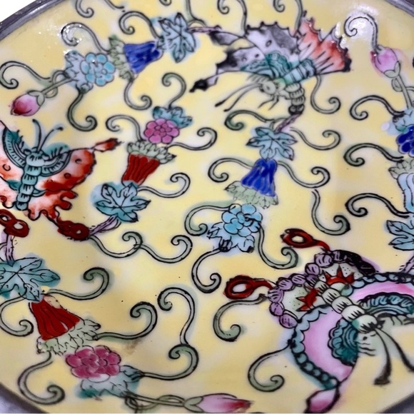 Neiman Marcus Japanese Porcelain Ware HandPainted Yellow Dish Encased in Pewter - Picture 3 of 8